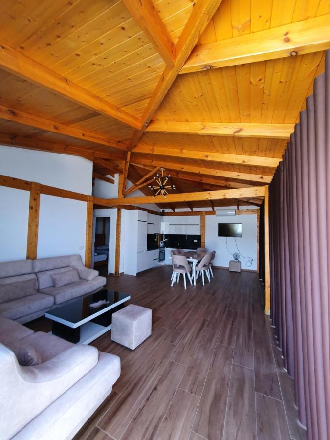 Klajdi Apartaments Sarande Luaran gambar