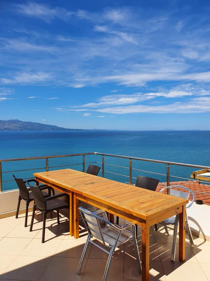 Klajdi Apartaments Sarande Luaran gambar