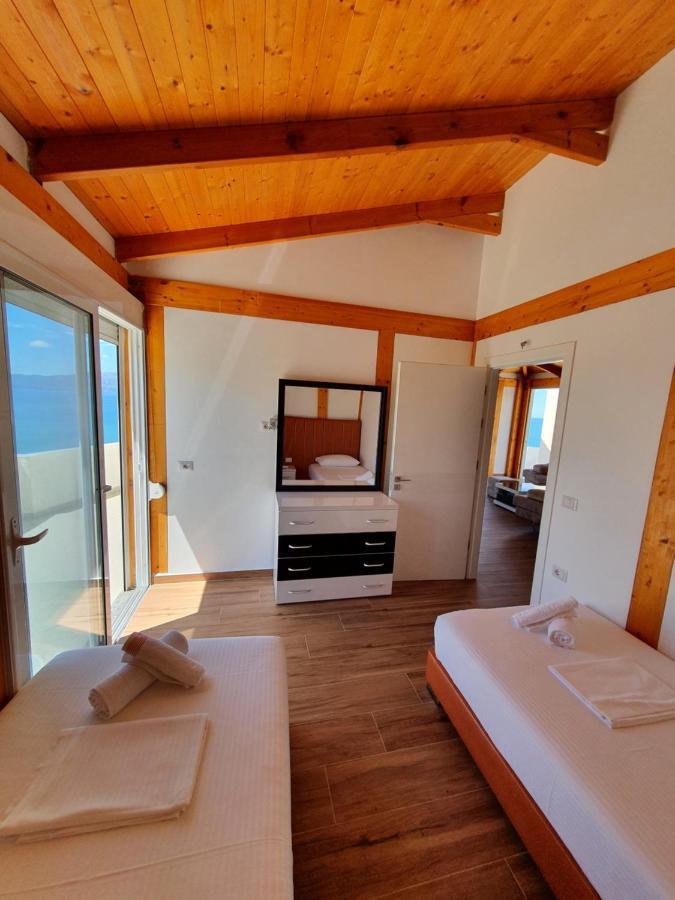 Klajdi Apartaments Sarande Luaran gambar