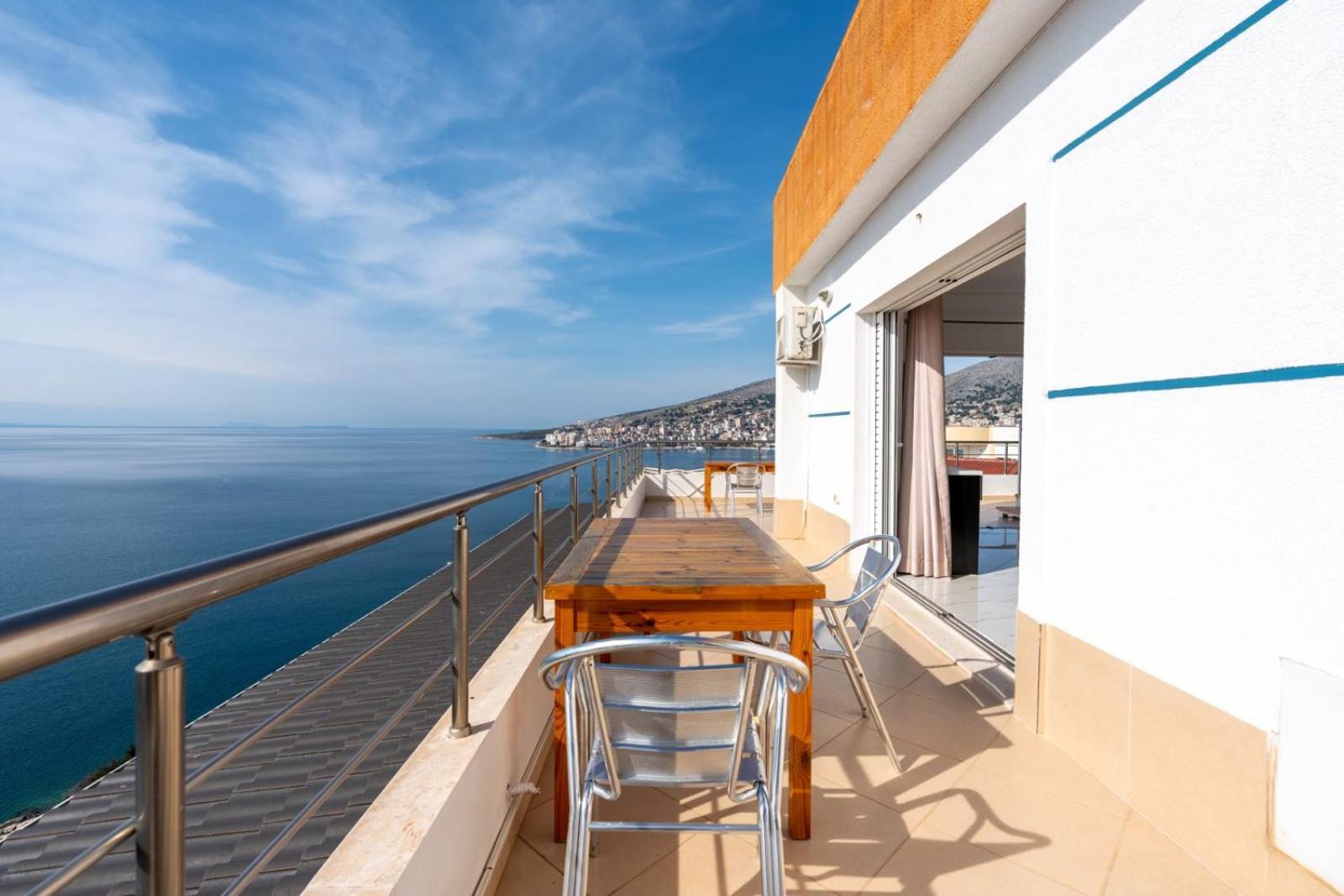 Klajdi Apartaments Sarande Luaran gambar