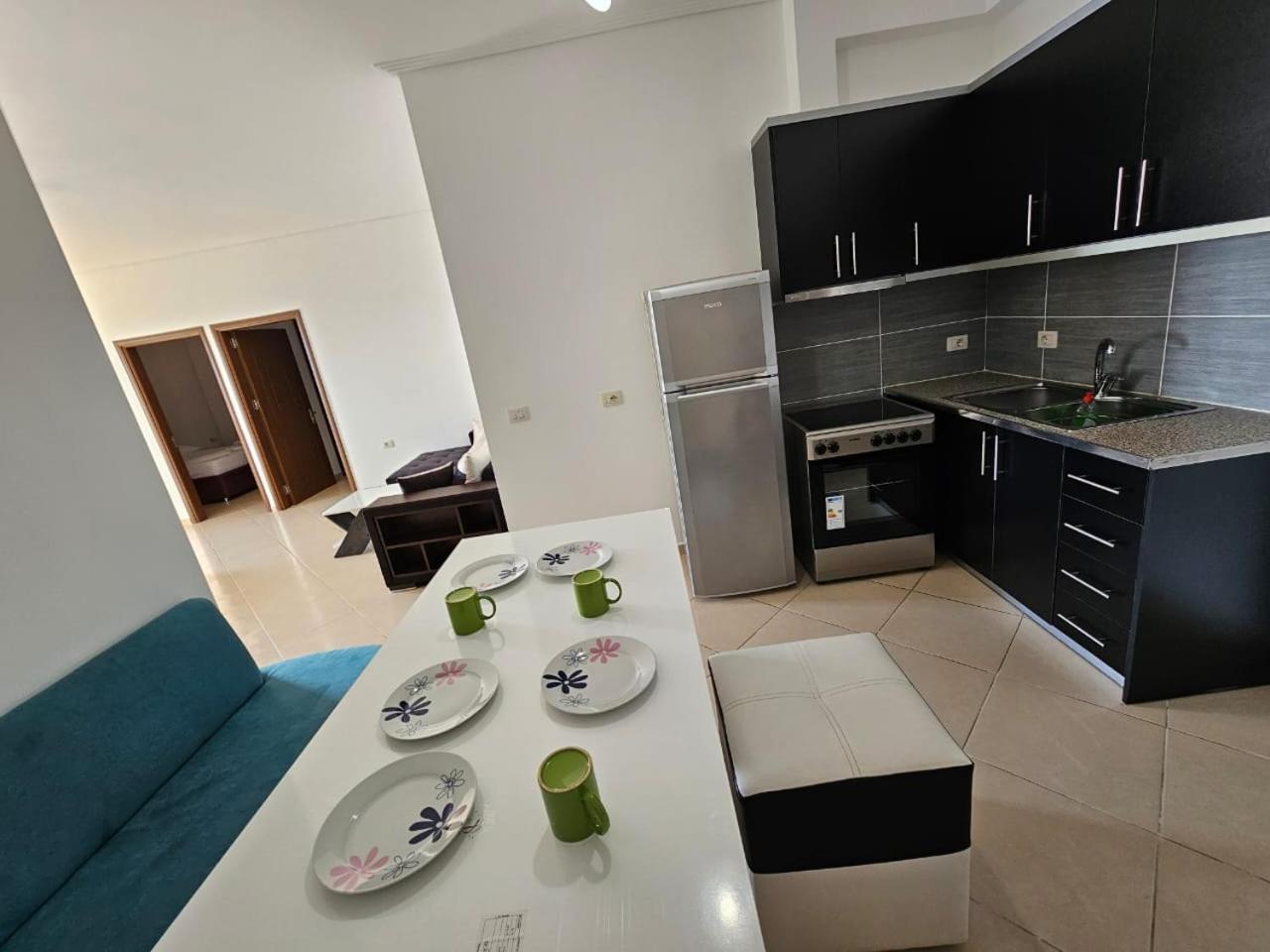 Klajdi Apartaments Sarande Luaran gambar