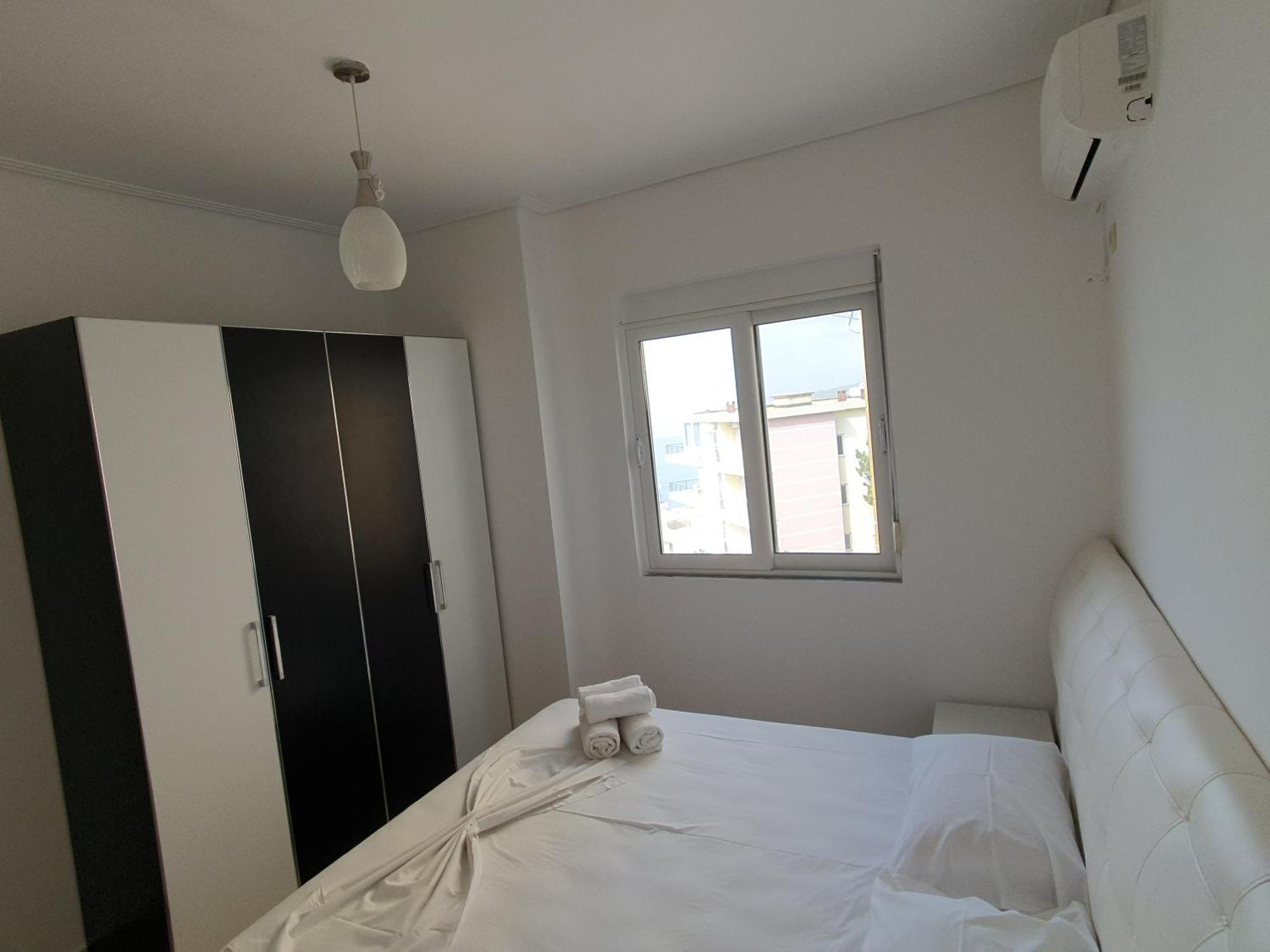 Klajdi Apartaments Sarande Luaran gambar